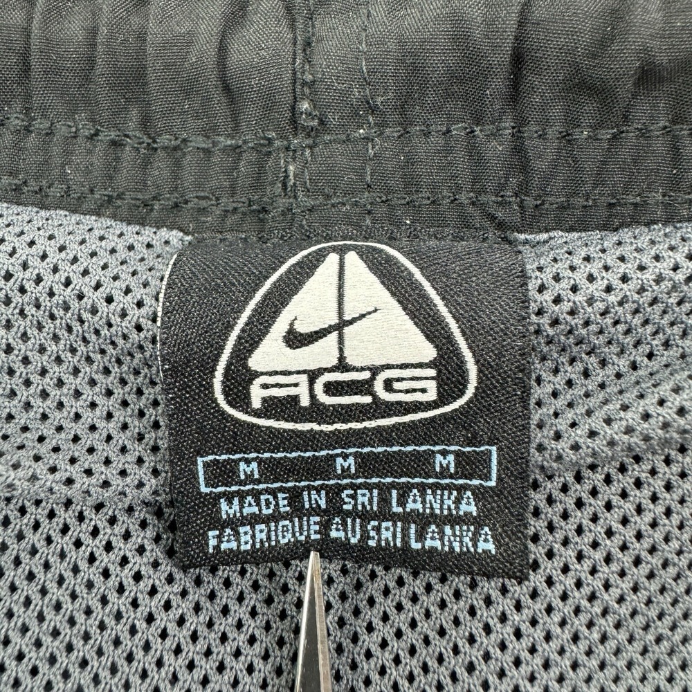 Vintage Nike ACG Black Mesh Lined Polyester Y2K Athletic Swim Trunk Mens‎ Size M - Picture 4 of 5